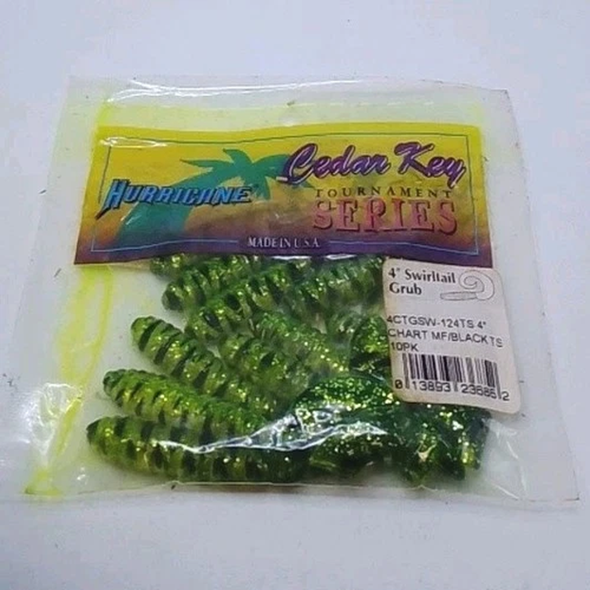 VTG HURRICANE CTG4SW-124TS 4" Swirltail Grub Chart MF/BLACK GREEN FLK NEW SEALED
